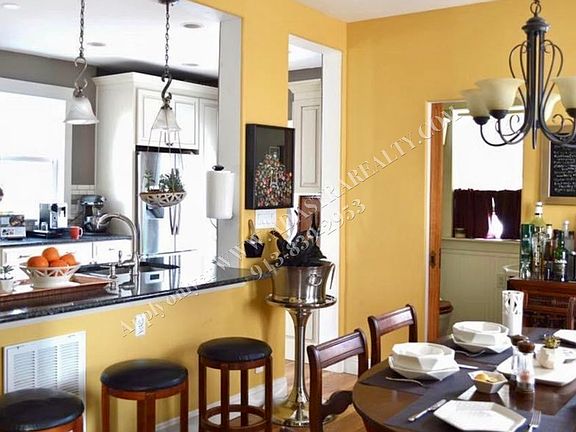 5th image of 4005 Genessee St