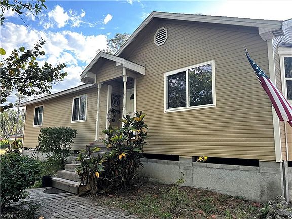 2nd image of 1531 Everglades BLVD N