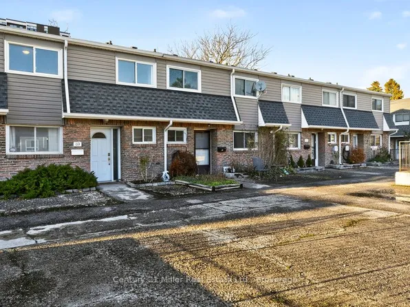 2050 Upper Middle Rd #69, Burlington, ON L7P 3R9