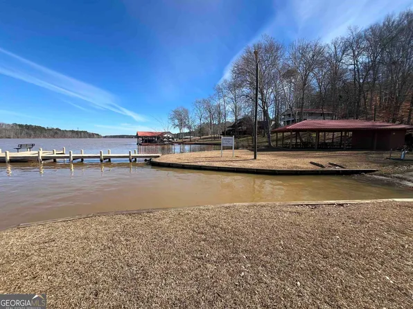 511 Jamesway Dr, Sparta, GA 31087