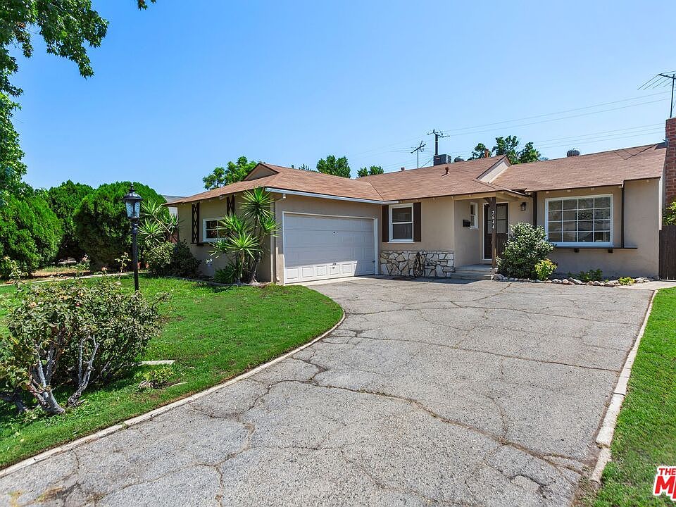 1st image of 7644 Bellaire Ave