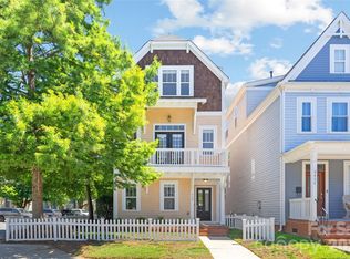 540 Dubois Ct, Charlotte, NC 28208