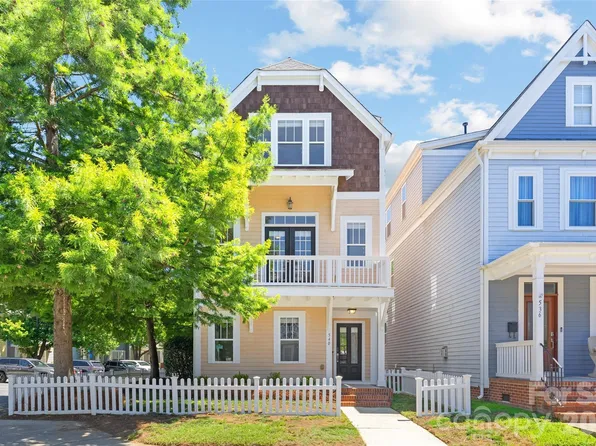 540 Dubois Ct, Charlotte, NC 28208