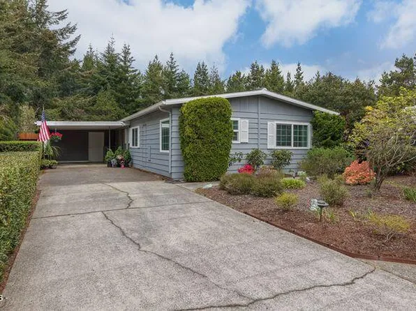 1600 Rhododendron Dr Space 405, Florence, OR 97439