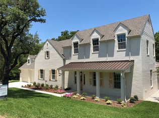 9016 Heron Dr, Fort Worth, TX 76108