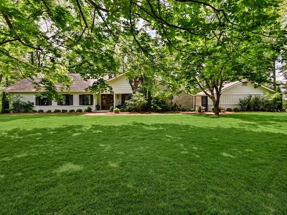 1st image of 1667 Simpson Dr