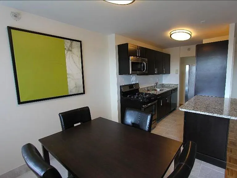 174 Freeman St #522 — Photo 4