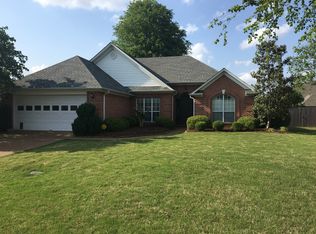 243 Fairway Blvd, Jackson, TN 38305