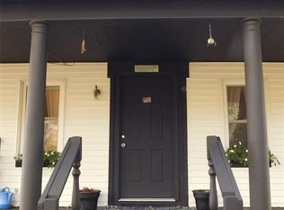 322 Sapbush Rd, Chenango Forks, NY 13746