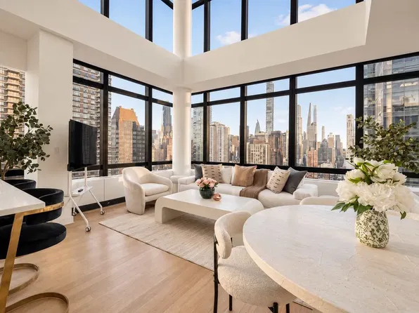 1113 York Ave #Phd, New York, NY 10065