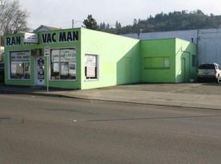 1561 SE Stephens St, Roseburg, OR 97470