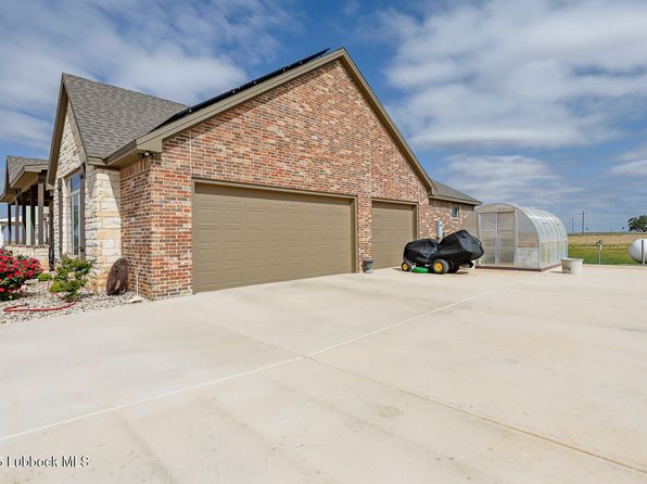 6611 Tiger Rd, Ropesville, TX 79358