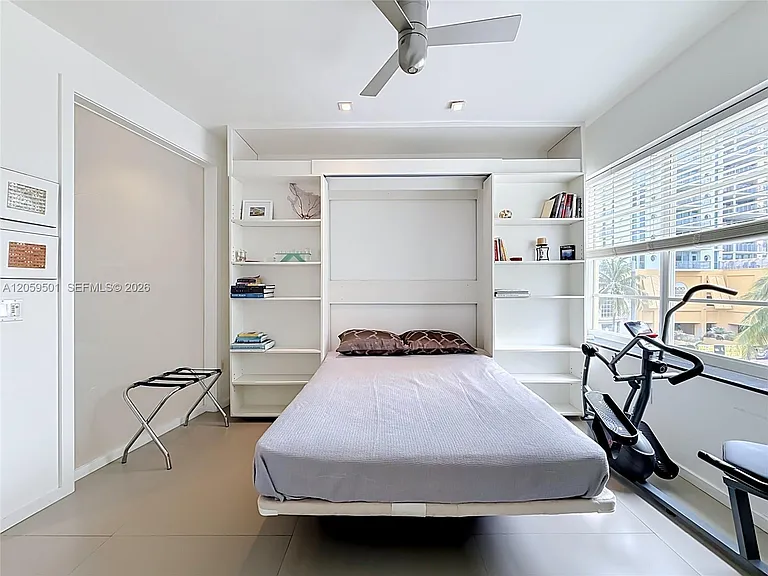 1460 Ocean Dr #404 — Photo 24