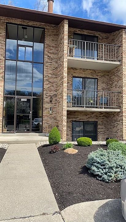 1st image of 7226 Creekview Dr #V1
