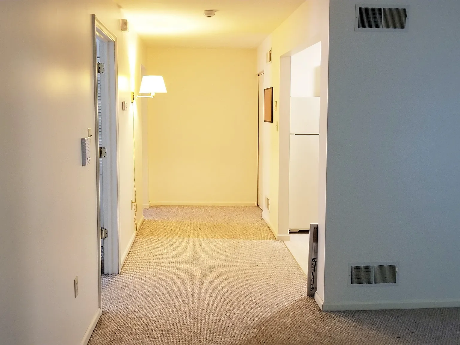 1 bed, $1,050 — Photo 3
