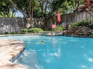 1937 Fair Field Dr, Grapevine, TX 76051