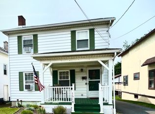 1518 Holly Rd, Scranton, PA 18509