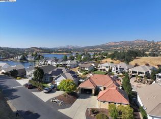 6040 Bluff View Rd, Copperopolis, CA 95228