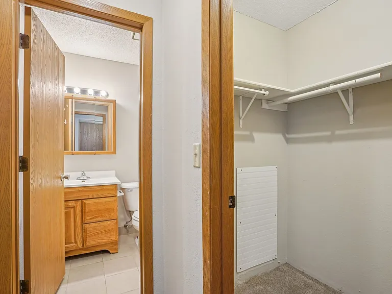 Century Ridge — Photo 20