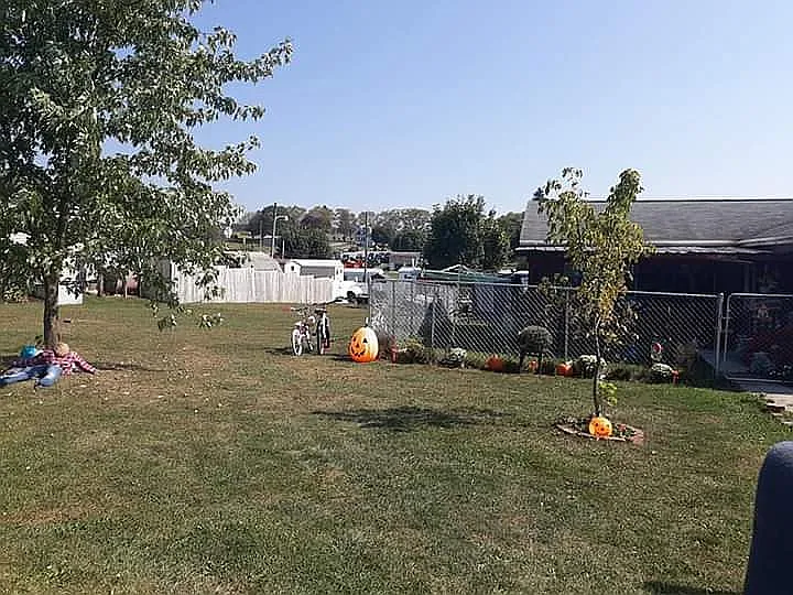 320 Bassler St photo 1