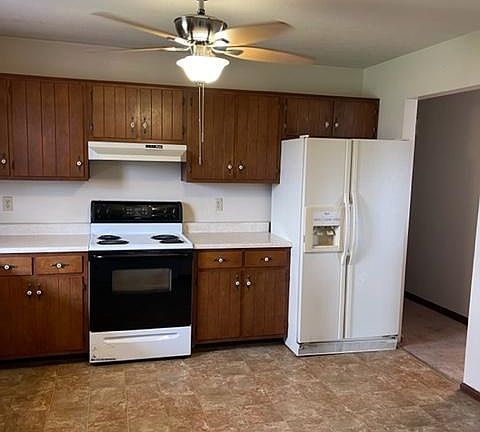 3rd image of 115 Hillview Dr