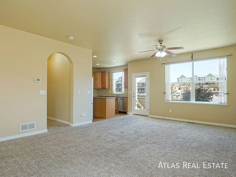 5828 Cumbre Vista Way — Photo 8