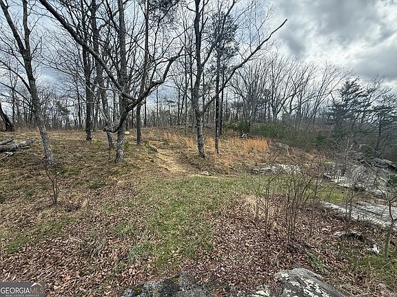 4th image of 17 Scenic Hwy