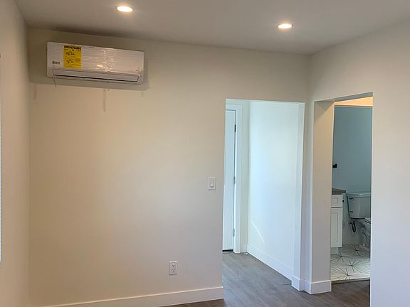 4th image of 3941 Arlington Ave #3/4