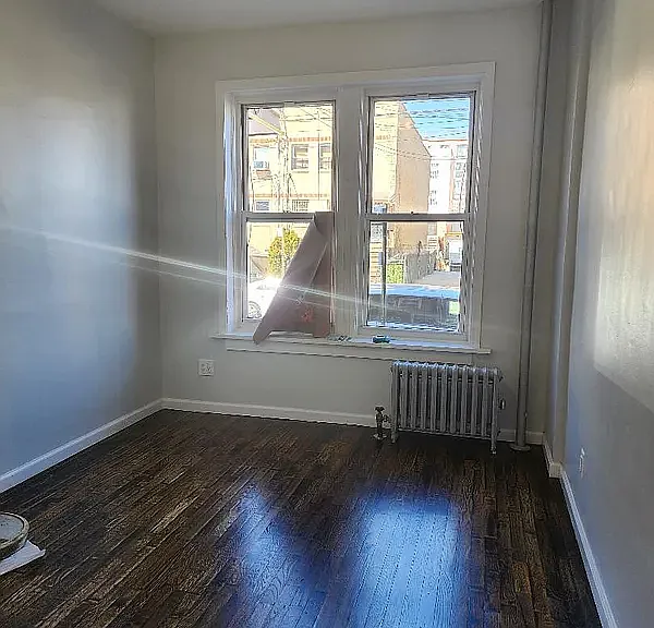 572 Maple St #1 — Photo 15