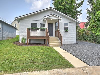 132 Central Ct, Bristol, VA, 24201