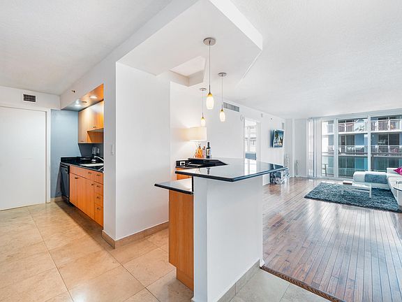 3rd image of 6917 Collins Ave APT 1112