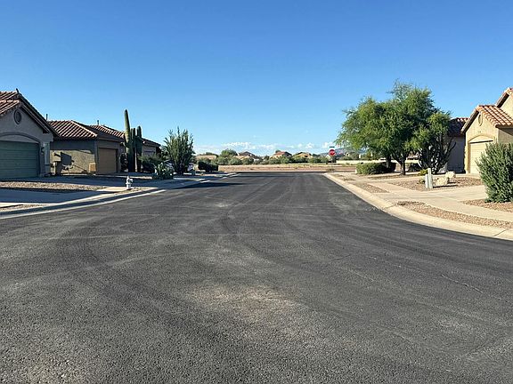 4th image of 7547 W Splendor Dr