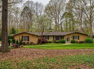 608 Courtney Ln, Matthews, NC 28105