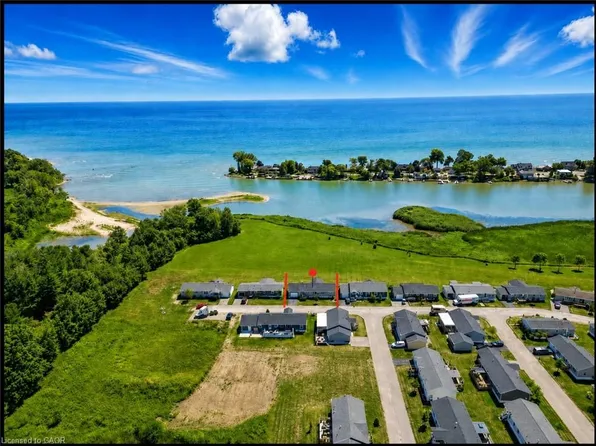 55 Riverbend Cres, Nanticoke, ON N0A 1L0
