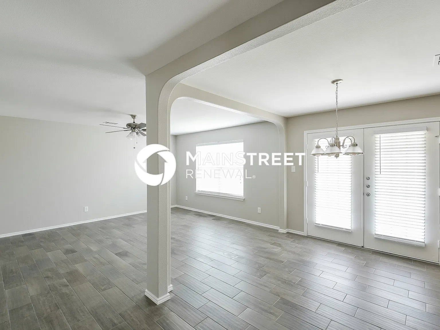 9011 Walnut Springs — Photo 4
