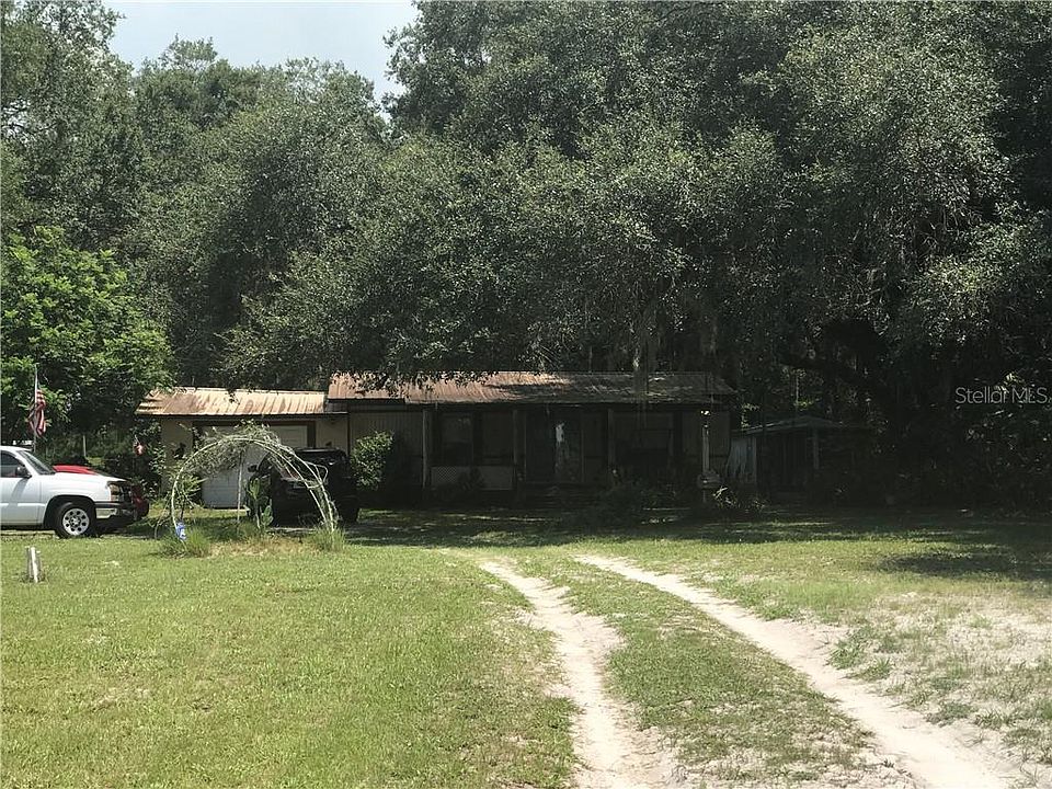 2nd image of 4076 E County Road 468