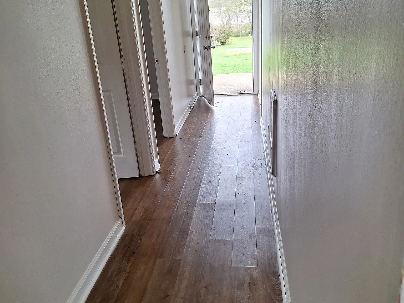 3 bed, 700 sqft, $810 — Photo 4