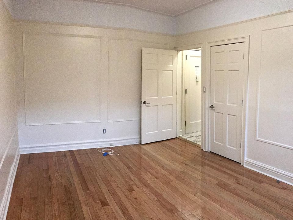 2nd image of 8840 144th St #Dd12