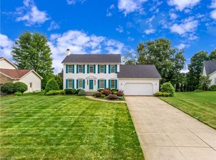 2852 Jefferson Cir, Barberton, OH 44203