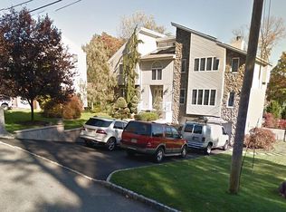 39 Elizabeth St, Bloomingdale, NJ