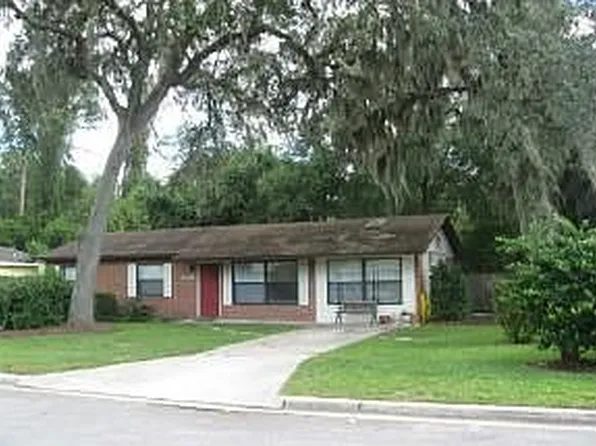 3331 NW 44th Pl, Gainesville, FL 32605