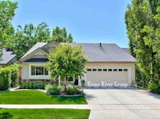 937 E Thunderbird Ct, Eagle, ID 83616