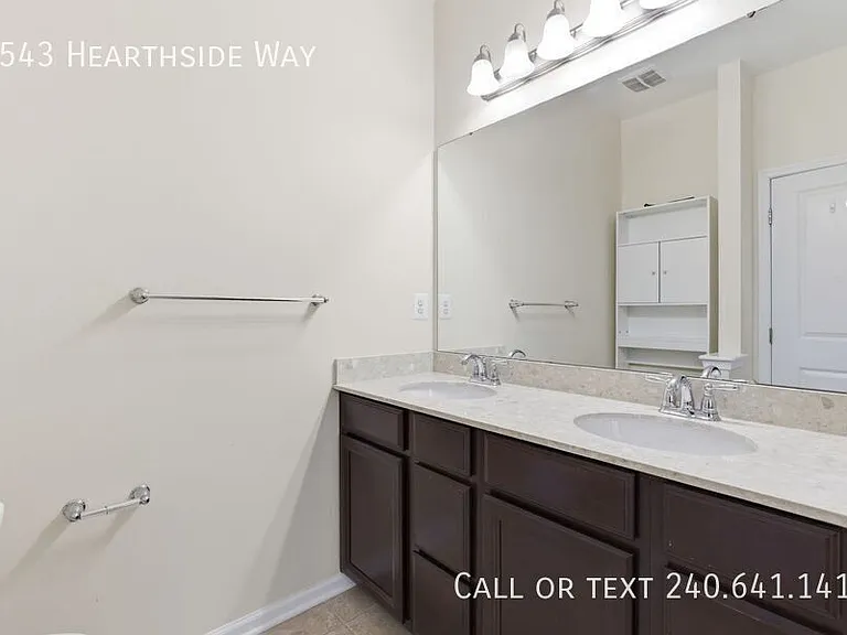 7543 Hearthside Way — Photo 16