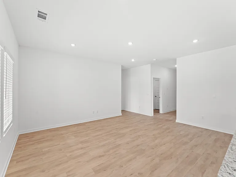 3060 Laredo Ln — Photo 22