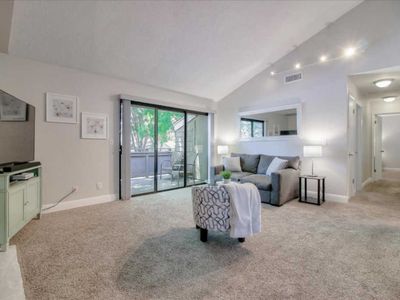 5688 Makati Cir APT E, San Jose, CA, 95123