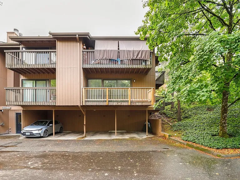 7548 SW Barnes Rd #E — Photo 25