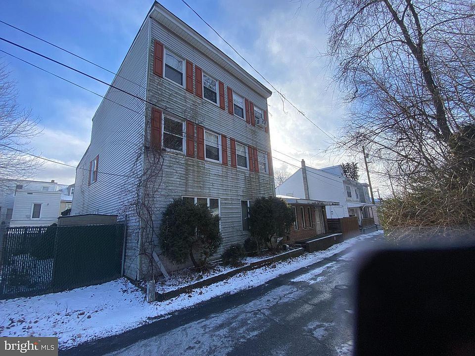 818 E Railroad St, Mahanoy City, PA 17948 Zillow
