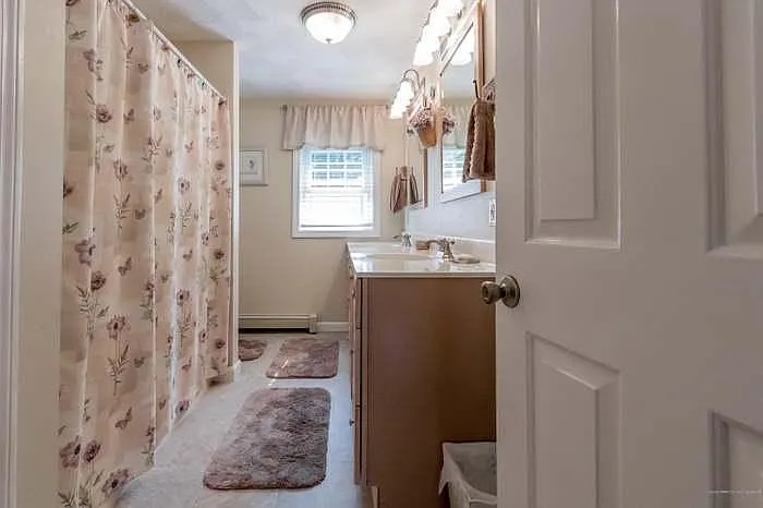 45 Racine Ave — Photo 10