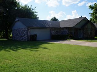 2930 S Main St, Sapulpa, OK 74066