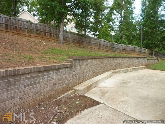 2nd image of 166 Alexander Dr